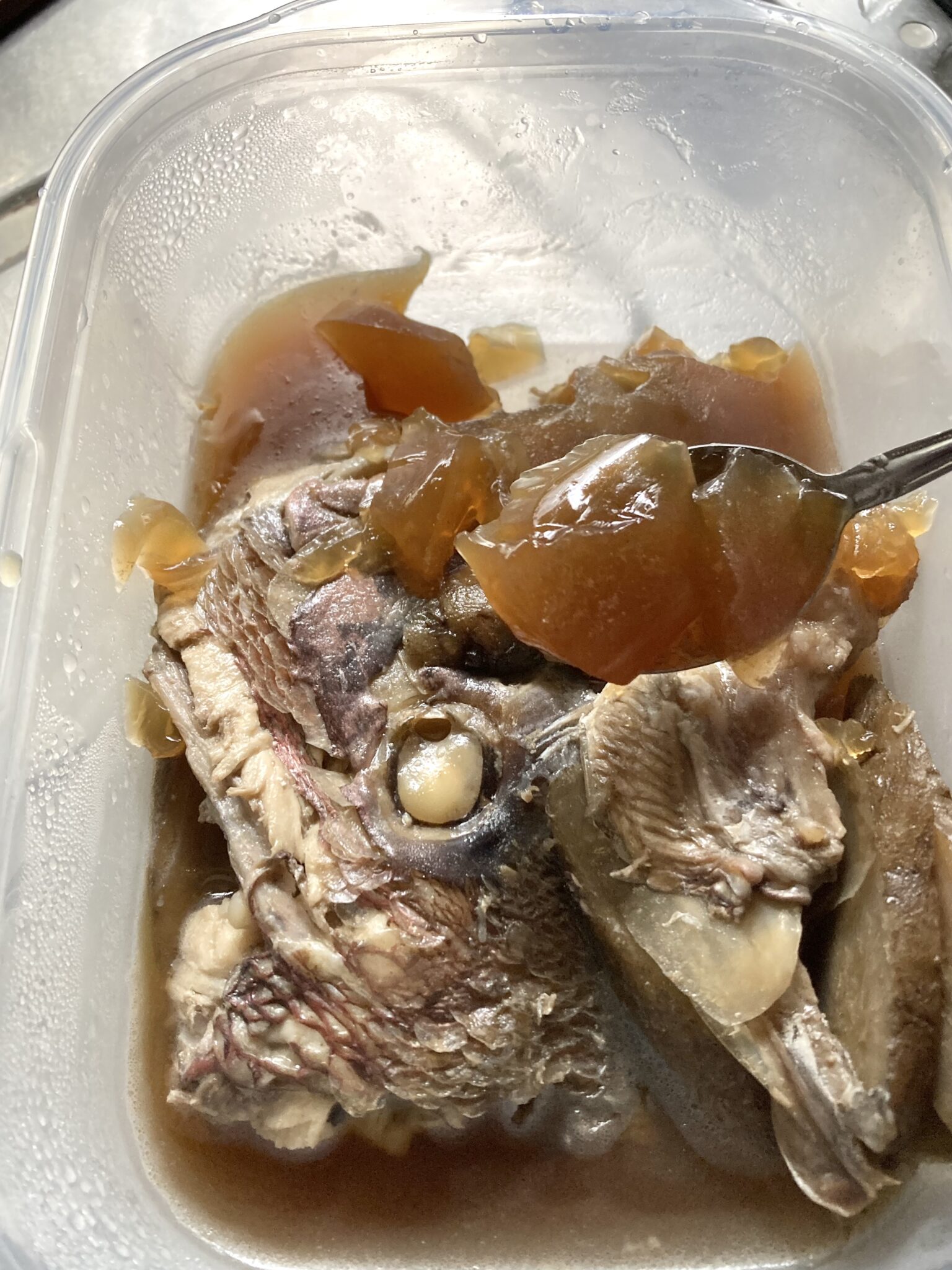 【庭草料理研究所】鯛のあら149円サイコー過ぎる 今まで何故、見過ごして来た？ドジでのろまな亀のオレ 仕事辞めると心が豊かに | 六十郎のホージョー記
